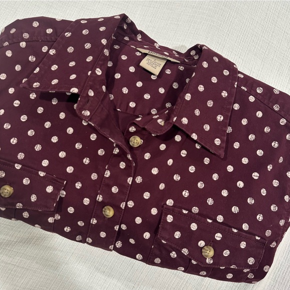 Duluth Trading Co Burgundy White Polka Dot Button Down Shirt • Women’s Large - Picture 4 of 12
